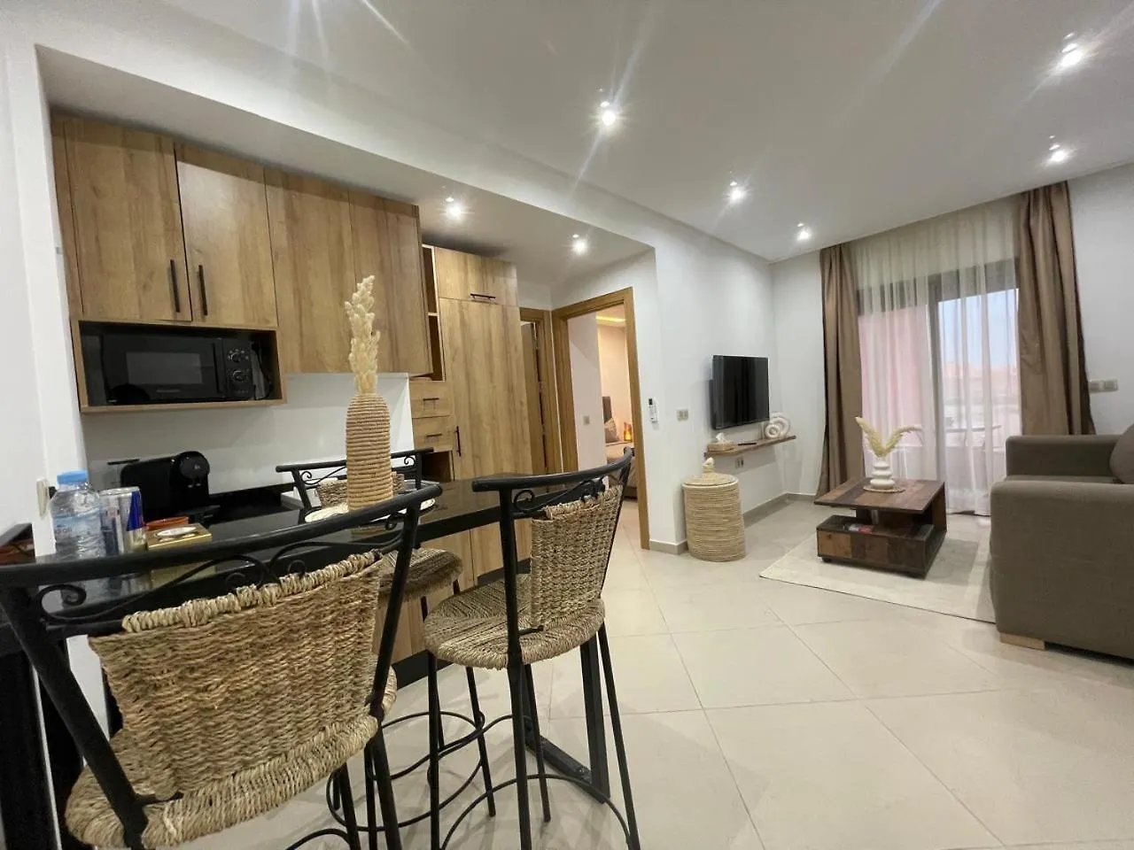 Le Cosy Chic- Neuf - Modern & Chic - Terrasse Et Confort - Clim Parking Et Wifi Gratuit ! Gueliz Marrakesh 0*,  Morocco